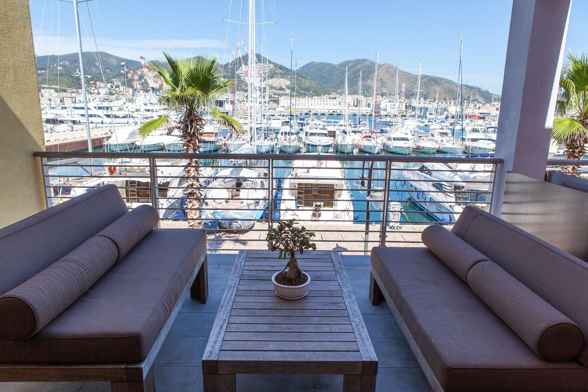 Marina Place Resort Genoa Exterior photo